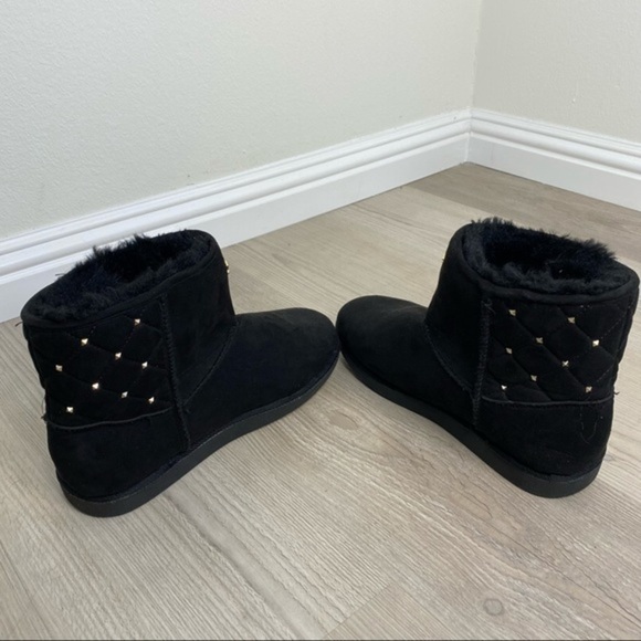 Juicy Couture black snow/winter boots - Picture 5 of 9